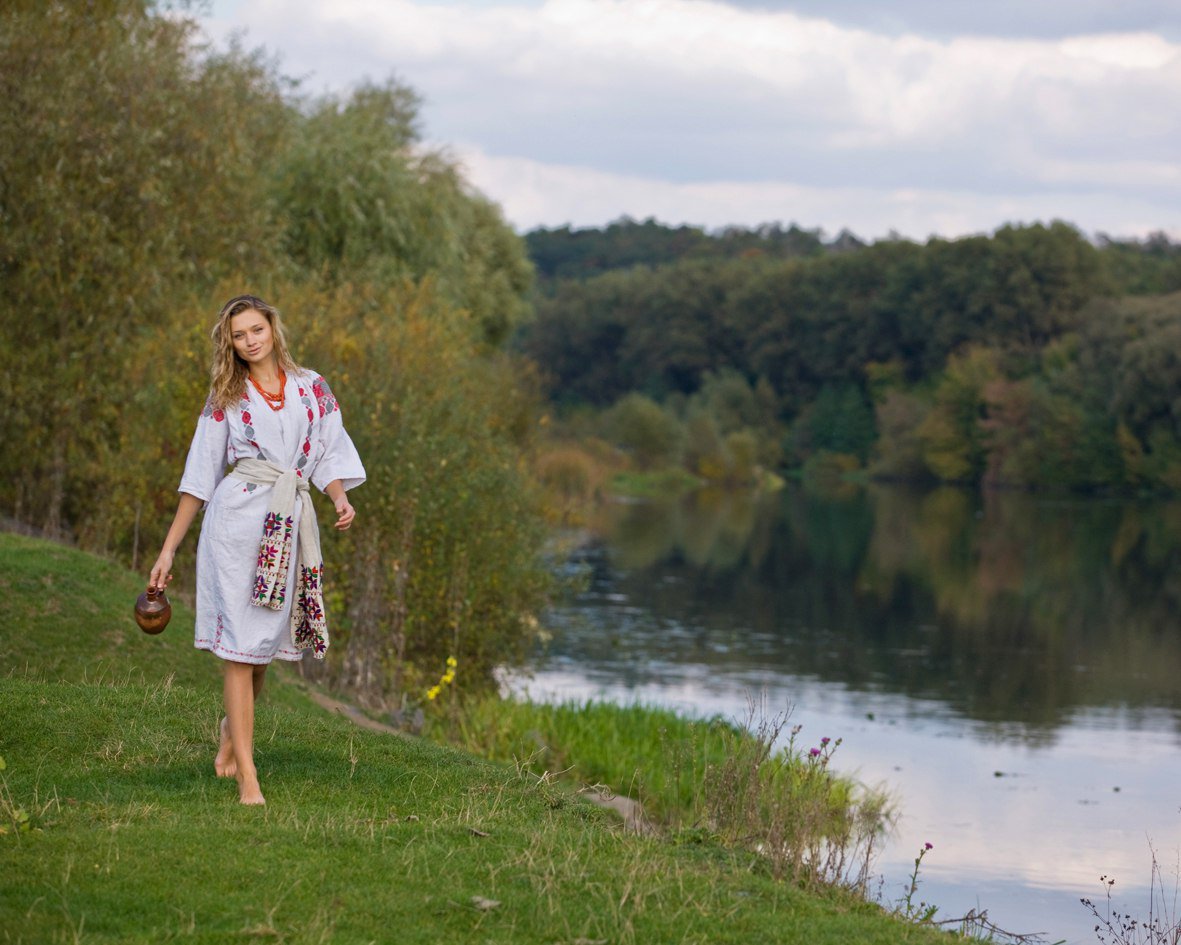 Nude girl Slavic women in Klang