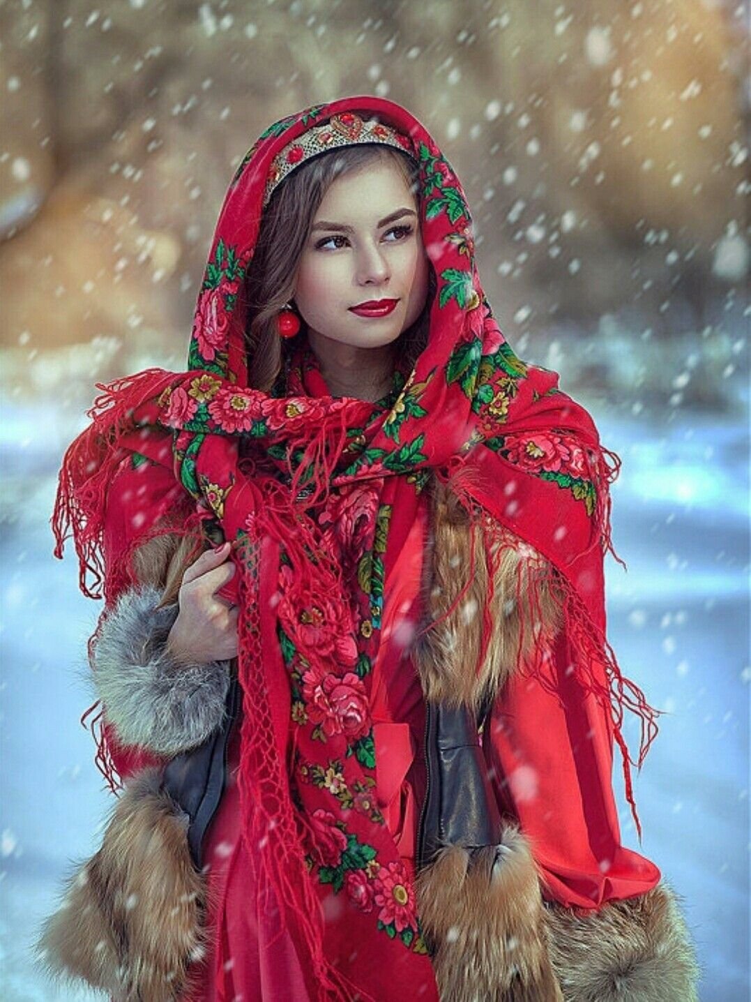 Beautiful girl Women in Slavic costumes in Klang